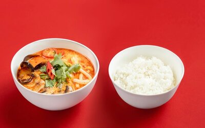 Хайнаньский суп с морепродуктами и рисом (аналог Том Ям)