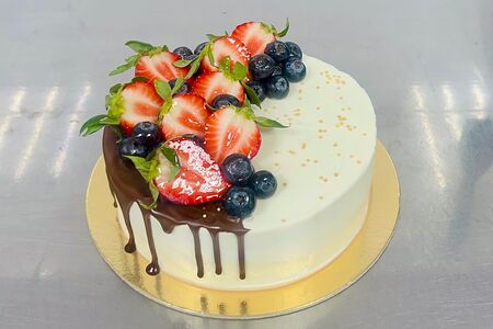 Торт Ягодный полумесяц