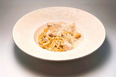 Паста с цыпленком и лимоном