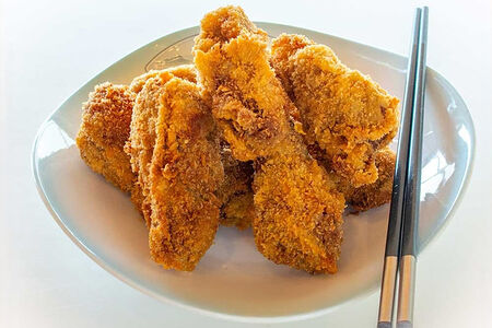 Крылышки в сухарях