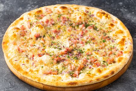 Фокачча с пармезаном и розмарином