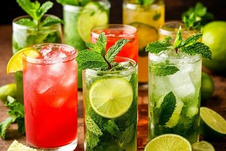 Фирменный безалкогольный мохито Персиковый