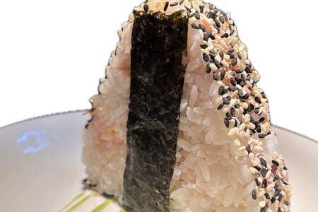 Онигири спайси лосось 