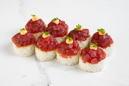 Тартар с тунцом