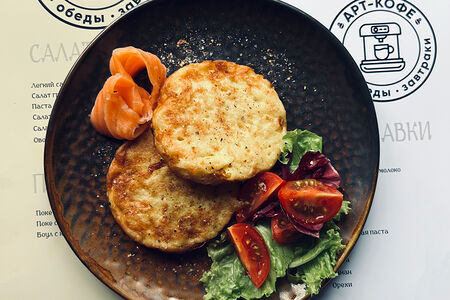 Драники с лососем 