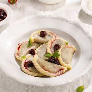 Вареники с вишней