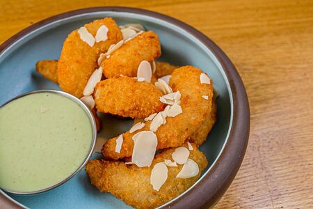 Креветки с соусом васаби