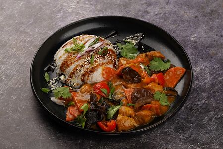 Курица карри с рисом