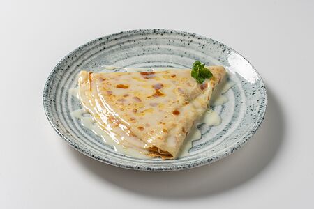 Блин со сгущенным молоком