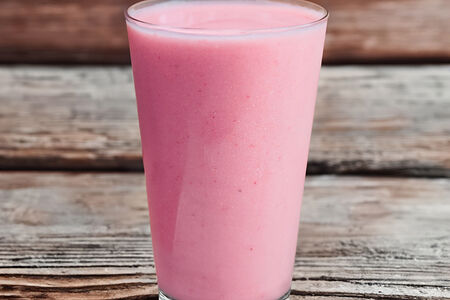 Ягодный милкшейк