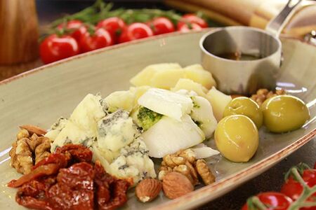 Сырная тарелка