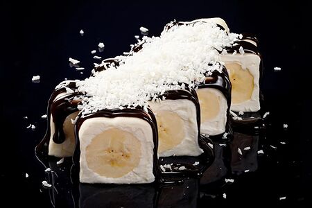 Сладкий ролл Рафаэлло