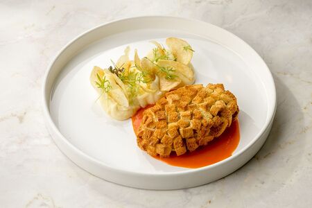 Пожарская котлета с домашним кетчупом и пюре