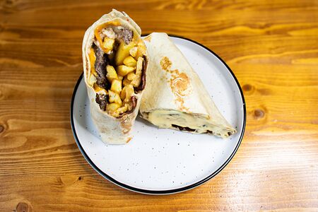 Биф-ролл с говядиной