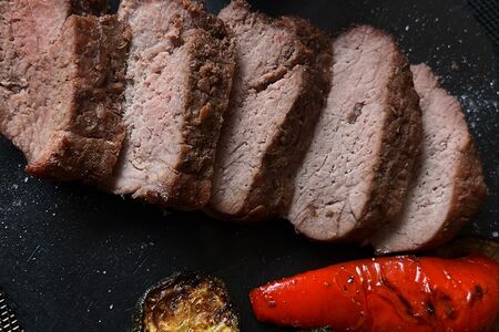 Стейк из маринованной говядины