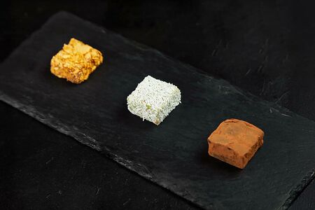 Конфета Нама темный шоколад