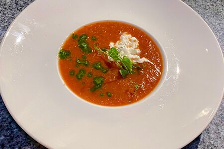 Томатный суп со страчателлой