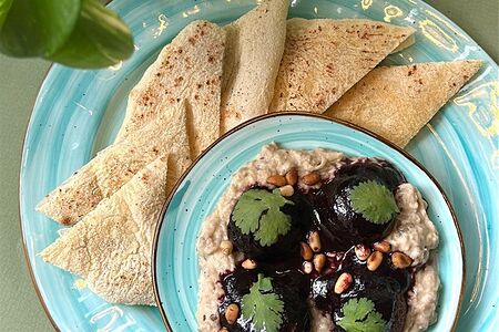 Бабагануш с митболами