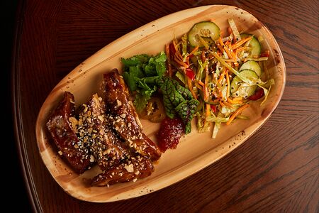 Хрустящие свиные ребра якитори 