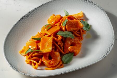 Арабьята с креветками