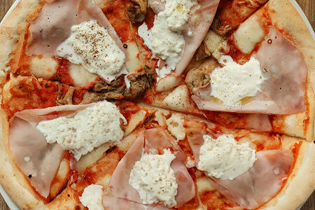 Грибы и мортаделла