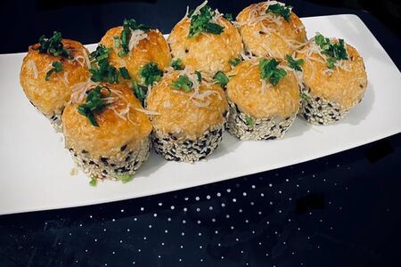 Запеченный ролл с мидиями