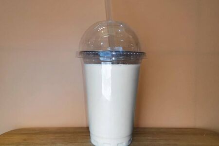 Ванильный молочный коктейль 