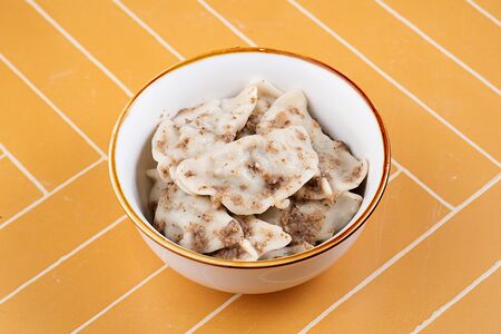 Вареники с грибами в сливочно-грибном соусе