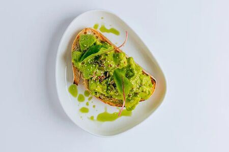 Авокадо Тост