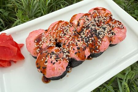 Запеченный ролл c курицей