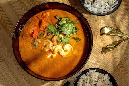 Суп Том ям с креветками