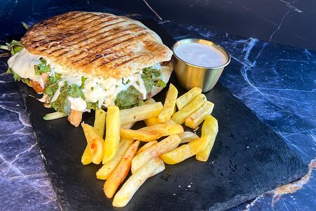 Томбик с курицей