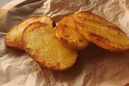 Картофель на мангале