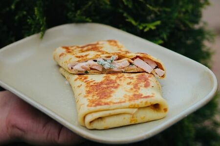 ВЕТЧИНА - СЫР -  ЗЕЛЕНЬ