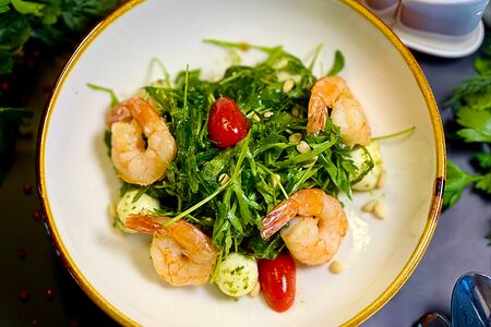 Капрезе с креветками