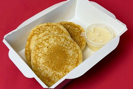 Оладьи со сгущённым молоком