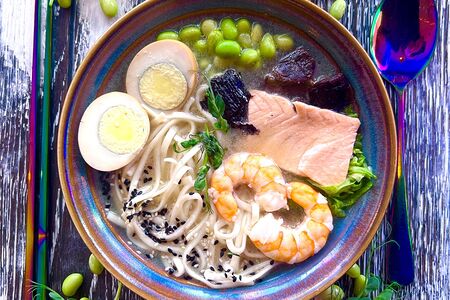 Рамен морской большой