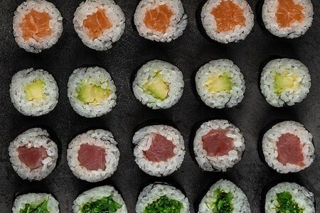 Ролл с лососем 