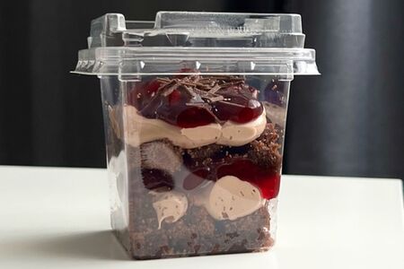 Десерт Вишня-шоколад