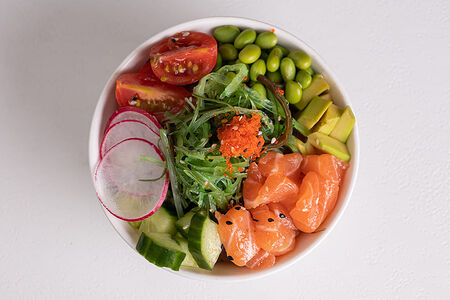 Поке с лососем