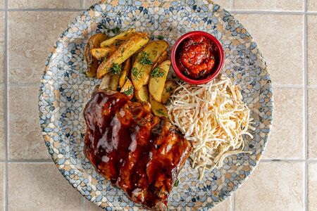 Рёбра свиные барбекю 