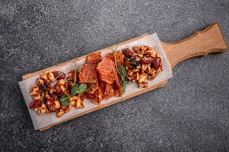 Орешки и джерки