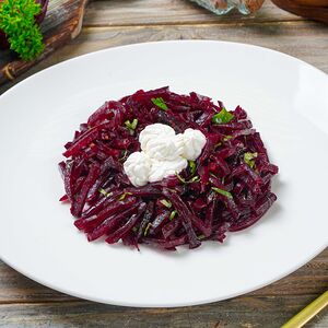 Свекла запеченная с творожным сыром
