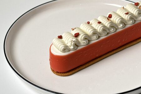 Десерт малина-личи