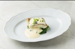 Палтус с хрустящими овощами