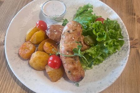 Купаты куриные с картофелем фри