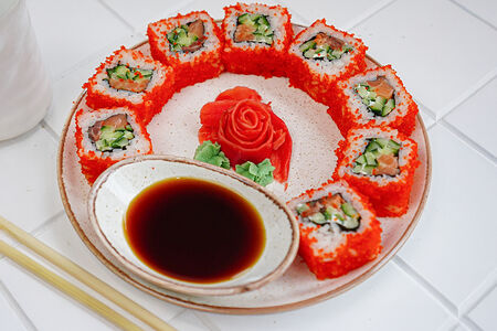 Калифорния с лососем