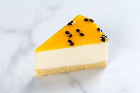 Чизкейк манго-маракуйя