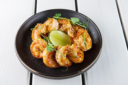 Креветки том ям