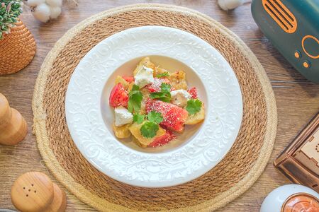 Салат с хрустящими баклажанами 